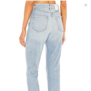 Karolina High Rise Straight Crop